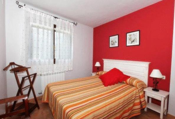Apartamentos Pirineos Ordesa El Pueyo de Araguás Pokoj fotografie